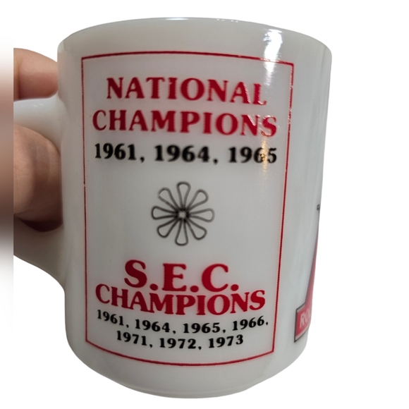 RARE Vintage Alabama Crimson Roll Tide Championship Milk Glass Coffee Mug - Picture 7 of 10